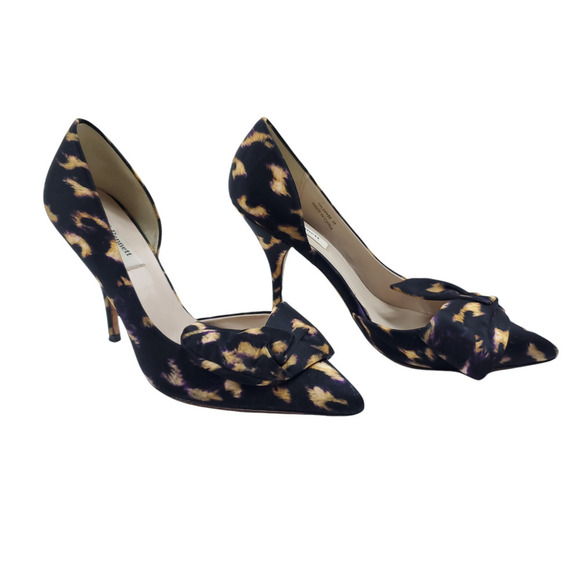 LK Bennett Black and Gold Patterned Heels - Picture 3 of 12